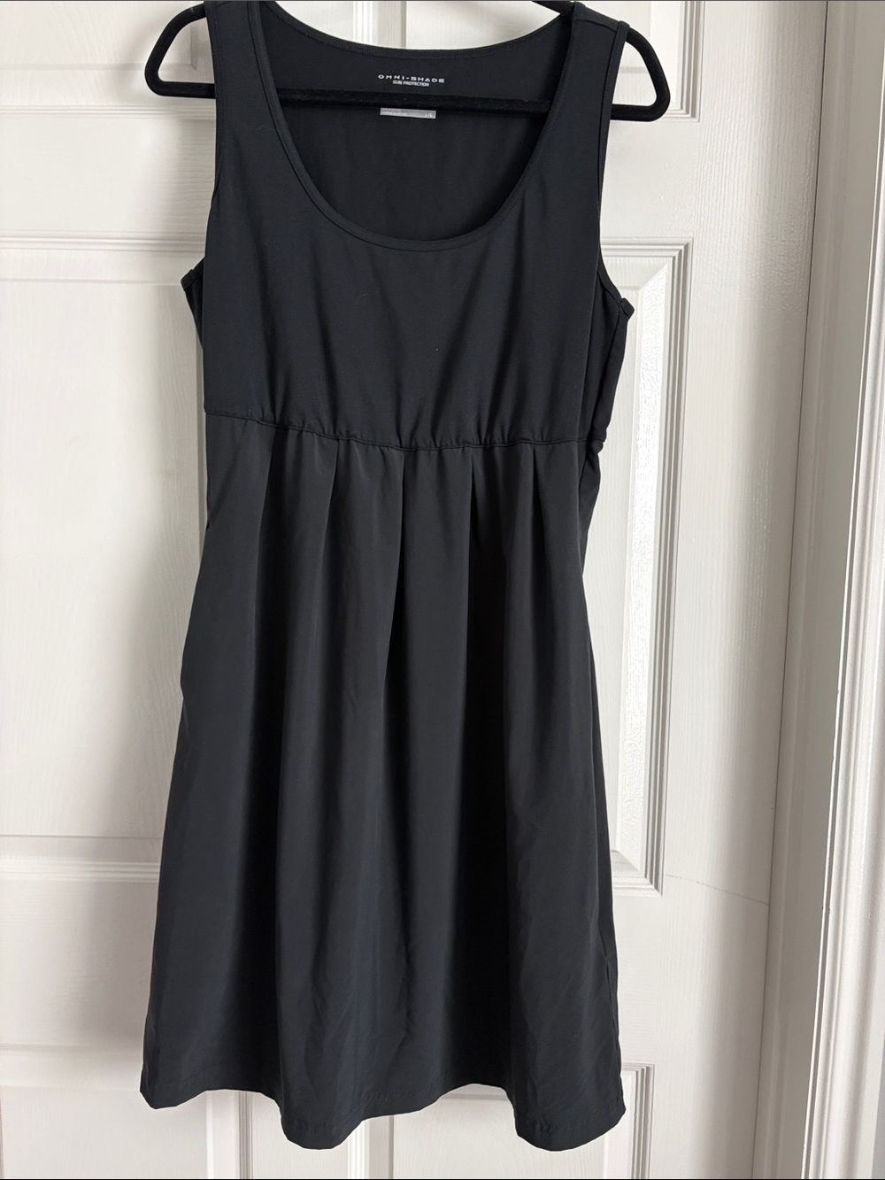 Columbia Black Sleeveless Scoop-Neck Mini Dress